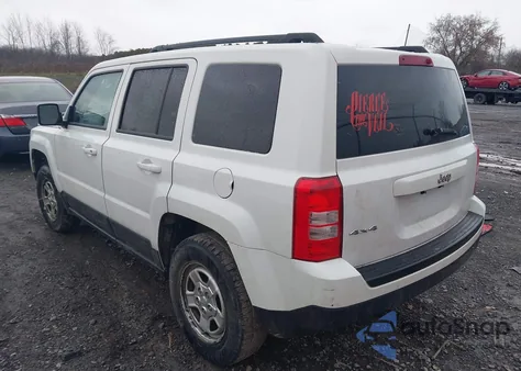 2014 Jeep Patriot Sport из США, поврежденный, VIN 1C4NJRBB5ED927162